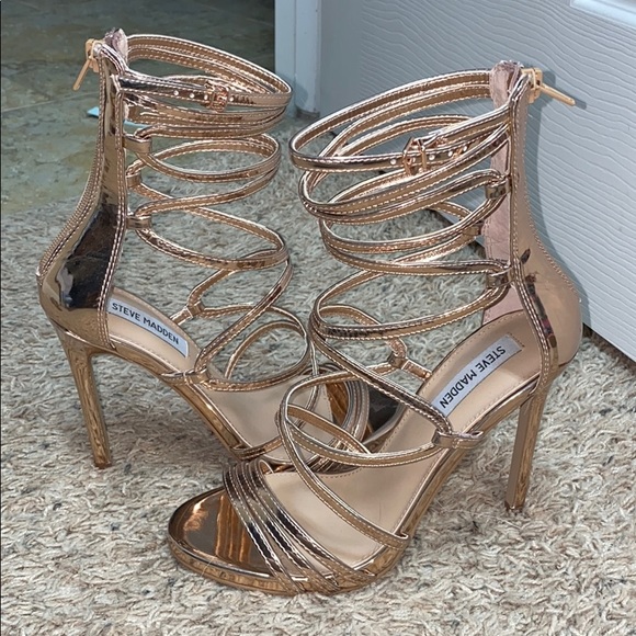 Steve Madden rose gold heels - Picture 3 of 3